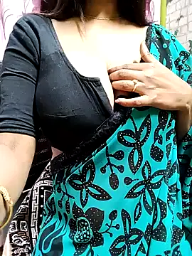 Snapshot of Shreya727 chatting on 12.10.24 Shreya727 online show from 12.10.24