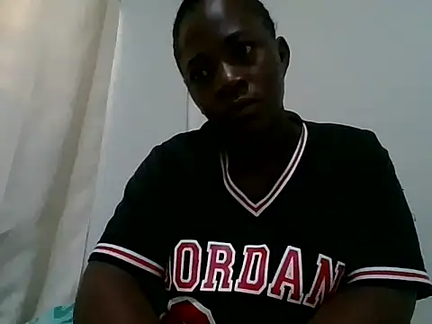 Liqueeny online show from 10.07.25