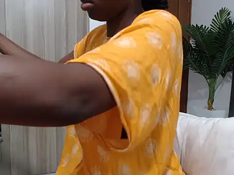 black   ghodess online show from 12.03.25