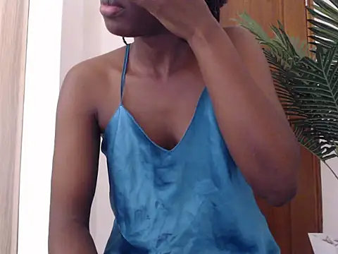 black   ghodess online show from 02.18.26