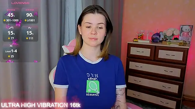 cutie mili online show from 11.21.25