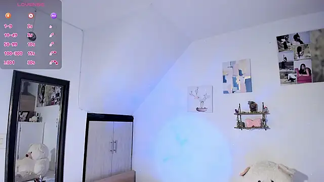 VeronikaOlsen online show from 11.23.25