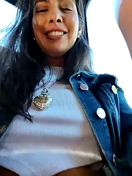 scarlett moore online show from 01.18.25