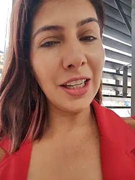 scarlett moore online show from 11.28.25