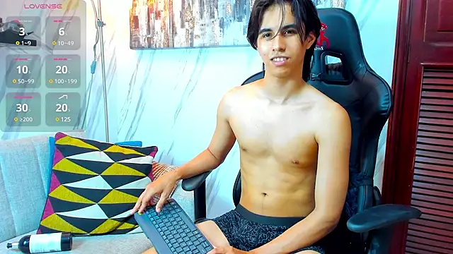 Snapshot of carl_dixon chatting on 02.15.25 carl dixon online show from 02.15.25