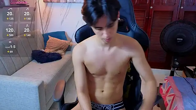 Snapshot of carl_dixon chatting on 03.07.25 carl dixon online show from 03.07.25