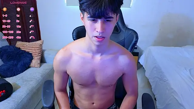 Snapshot of carl_dixon chatting on 09.09.25 carl dixon online show from 09.09.25