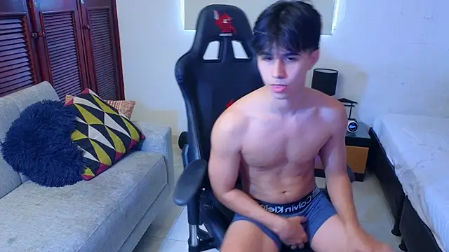 Snapshot of carl_dixon chatting on 10.02.25 carl dixon online show from 10.02.25