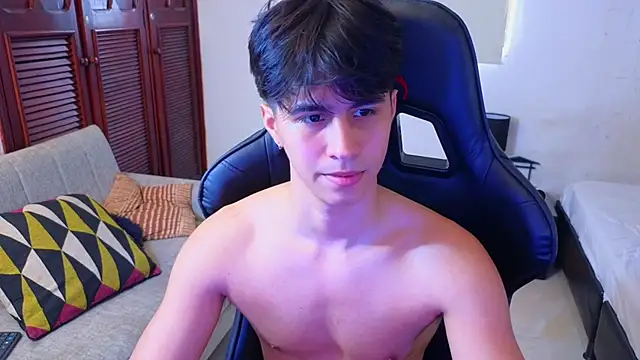 Snapshot of carl_dixon chatting on 10.03.25 carl dixon online show from 10.03.25