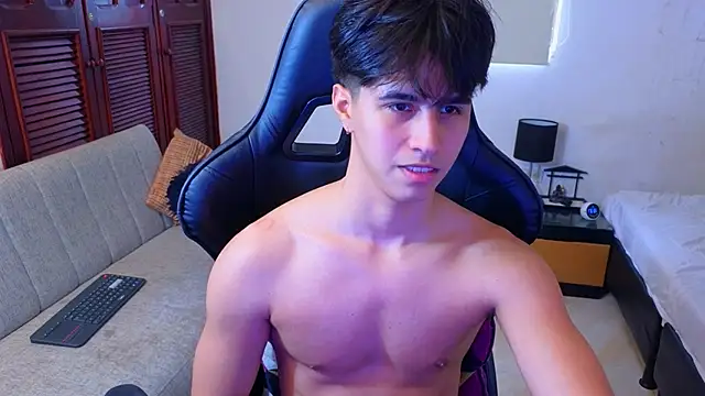 Snapshot of carl_dixon chatting on 10.04.25 carl dixon online show from 10.04.25