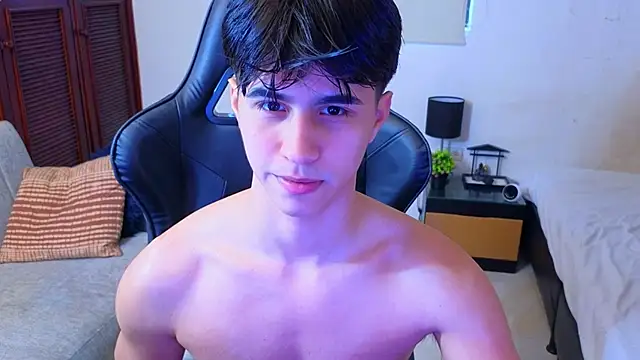 Snapshot of carl_dixon chatting on 10.14.25 carl dixon online show from 10.14.25