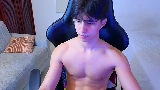 Snapshot of carl_dixon chatting on 10.27.25 carl dixon online show from 10.27.25