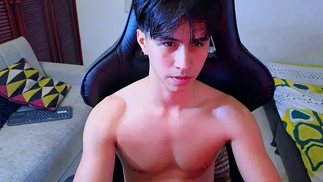 Snapshot of carl_dixon chatting on 11.17.25 carl dixon online show from 11.17.25