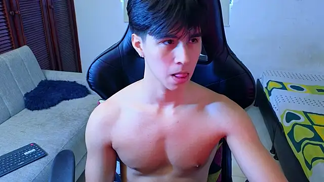 Snapshot of carl_dixon chatting on 11.22.25 carl dixon online show from 11.22.25