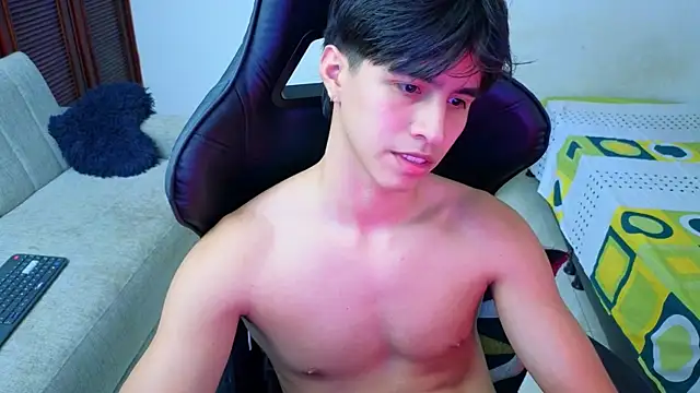 Snapshot of carl_dixon chatting on 11.25.25 carl dixon online show from 11.25.25