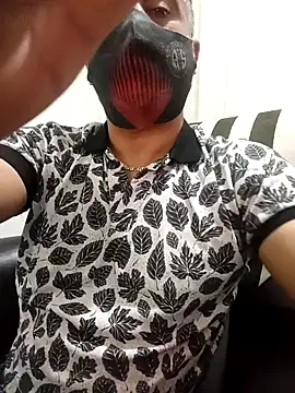 MezaRDanOnLineee online show from 02.07.25