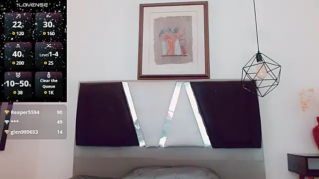 hilary rodriguez online show from 12.12.24