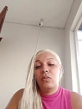 Snapshot of transgirl26 chatting on 07.15.26 transgirl26 online show from 07.15.26