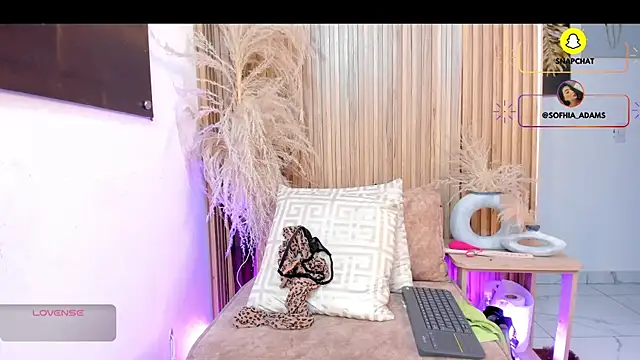 sofhiaa adaams online show from 02.14.26