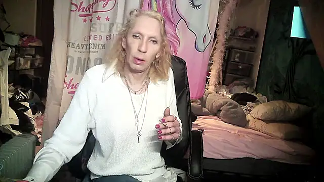 Ombeline1 online show from 02.25.25