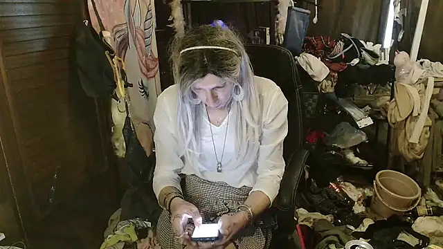 Ombeline1 online show from 01.12.26