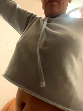 Juana19 online show from 11.21.25