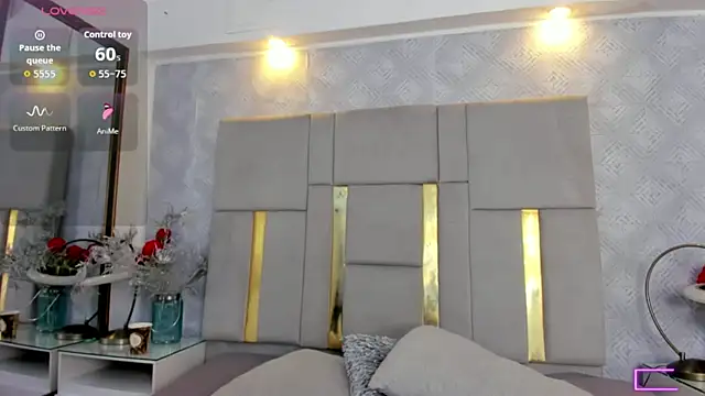 Snapshot of Camilaa_Sanchez_ chatting on 10.20.25 Camilaa Sanchez online show from 10.20.25