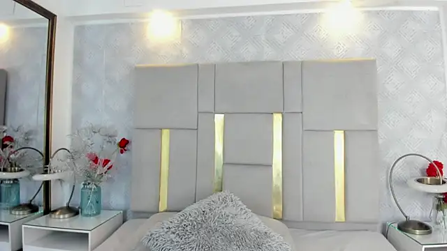 Snapshot of Camilaa_Sanchez_ chatting on 11.25.25 Camilaa Sanchez online show from 11.25.25