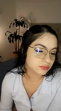 Lia Hurley online show from 12.24.24