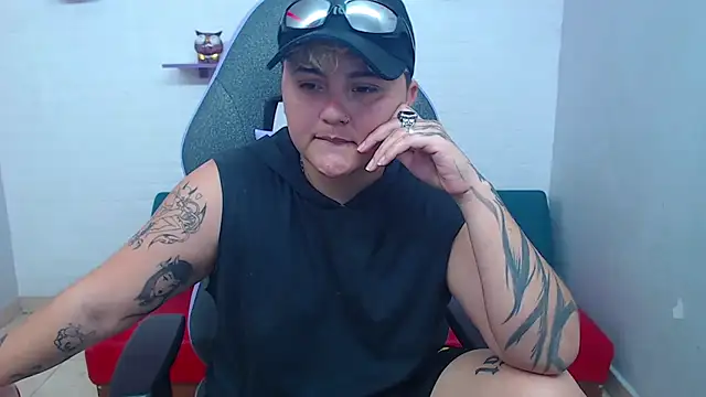 isabeautyx19 online show from 02.01.25