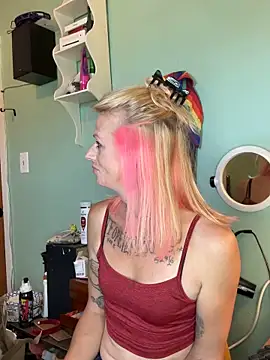 Cutetrans90 online show from 10.16.25