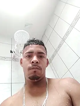 Snapshot of Malvadaozscp chatting on 10.06.25 Malvadaozscp online show from 10.06.25