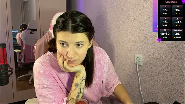 Katrin  kiss online show from 02.06.25