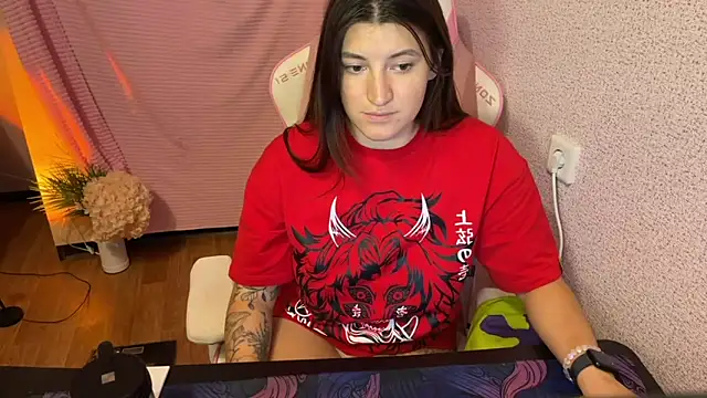 Katrin  kiss online show from 12.03.25