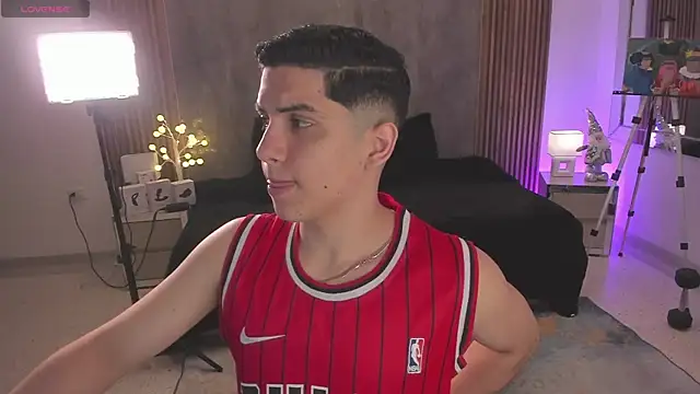 Brat  online show from 12.13.25