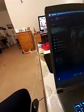 Snapshot of hairy_orbite chatting on 11.13.25 hairy orbite online show from 11.13.25