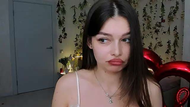 Snapshot of ContinentOfTranquility chatting on 02.15.26 ContinentOfTranquility online show from 02.15.26