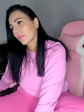 ReiyaRey online show from 10.29.25