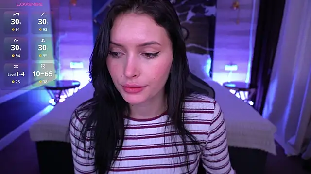 MilaSecrett online show from 10.11.25