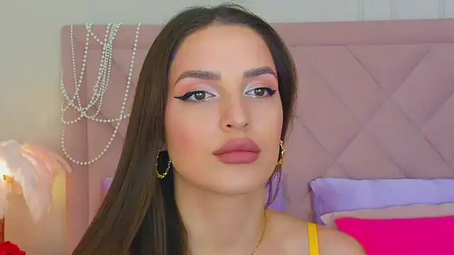 BellaHalles online show from 12.30.24
