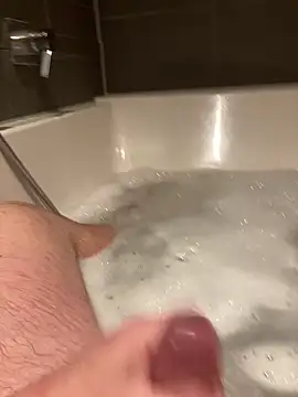 Snapshot of LivingLegend1978 chatting on 02.04.26 LivingLegend1978 online show from 02.04.26