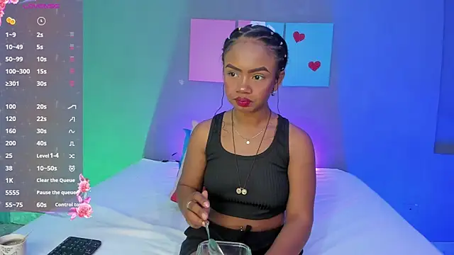 EmmaSmith06 online show from 11.07.25