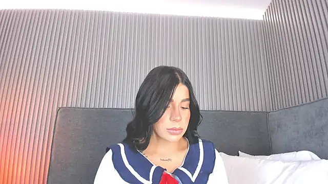 Snapshot of emelie_89 chatting on 11.26.25 emelie 89 online show from 11.26.25