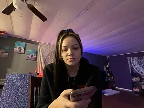 skinwalkingzombie online show from 12.11.24