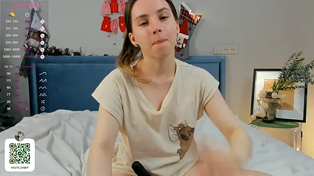 DonnaBurkee online show from 01.12.25