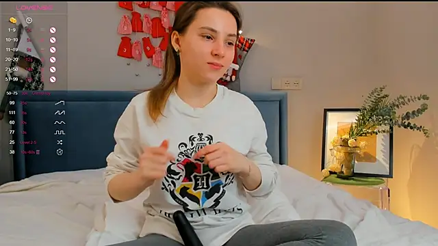 DonnaBurkee online show from 01.18.25