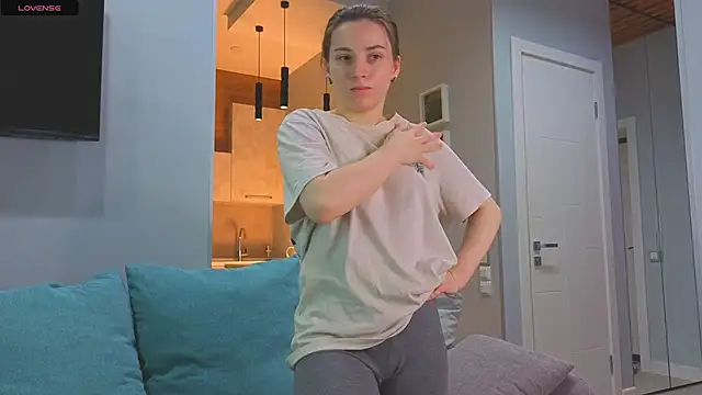 DonnaBurkee online show from 10.28.25