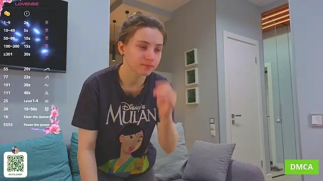 DonnaBurkee online show from 10.30.25