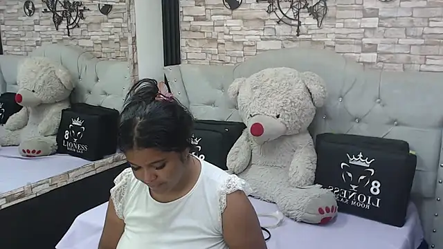 sia cavad online show from 02.28.25