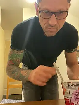 Snapshot of Yourhotboy_42 chatting on 02.06.25 Yourhotboy 42 online show from 02.06.25